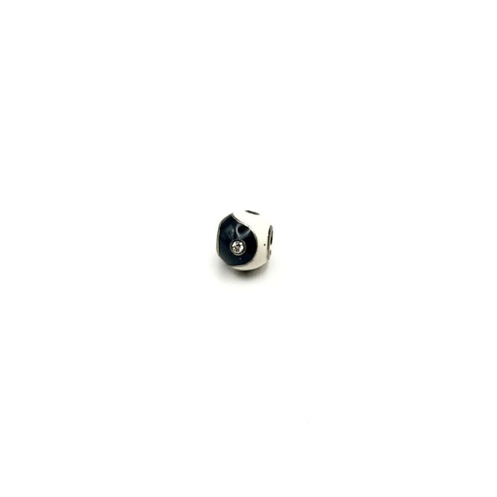 Ying Yang Womens Black White Balance Harmony Bead Charm Bracelet